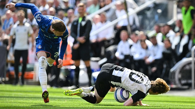 Newcastle win top-five showdown with Chelsea, Arsenal rescue Liverpool draw